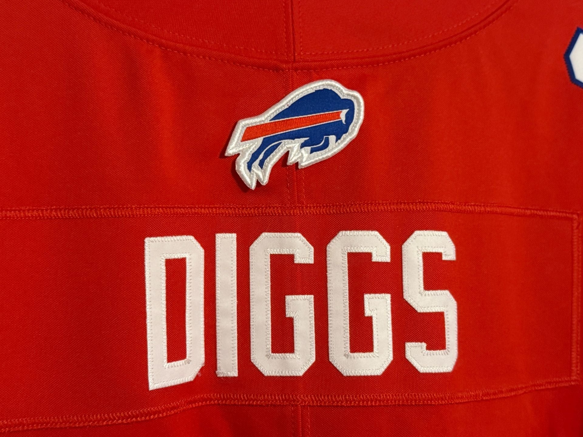 Nike Buffalo Bills Stefon Diggs 14 Jersey Size XL Red NFL Game 4