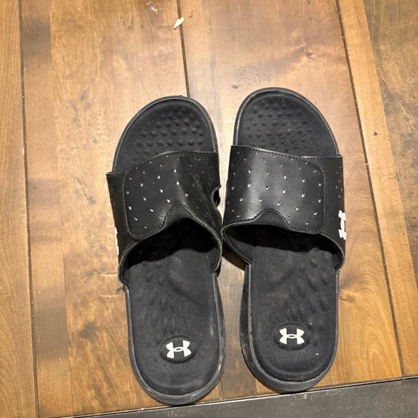 Under Armour Ignite Pro Slides Black White