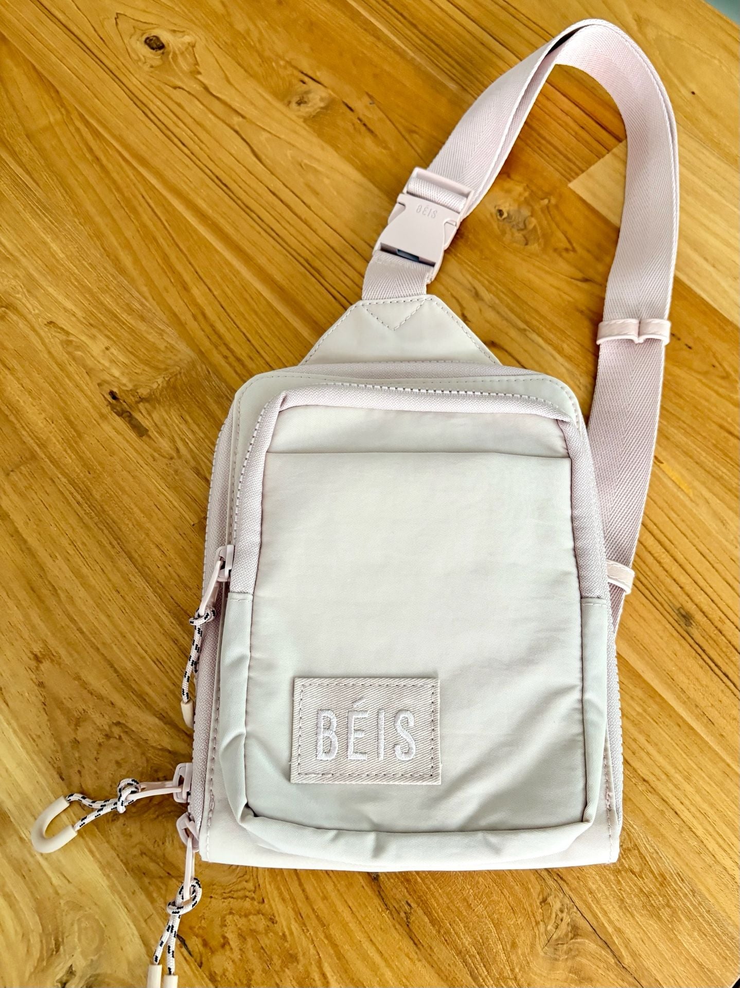 BEIS The Sport Sling Crossbody Bag Atlas Pink 2