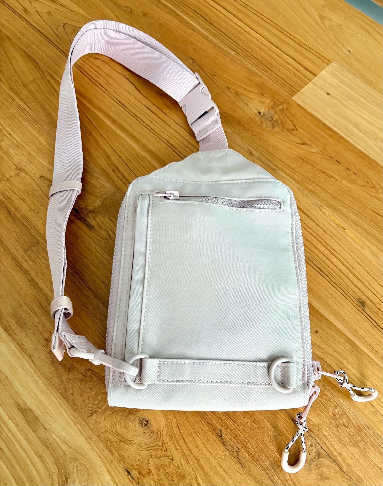 BEIS The Sport Sling Crossbody Bag Atlas Pink 3