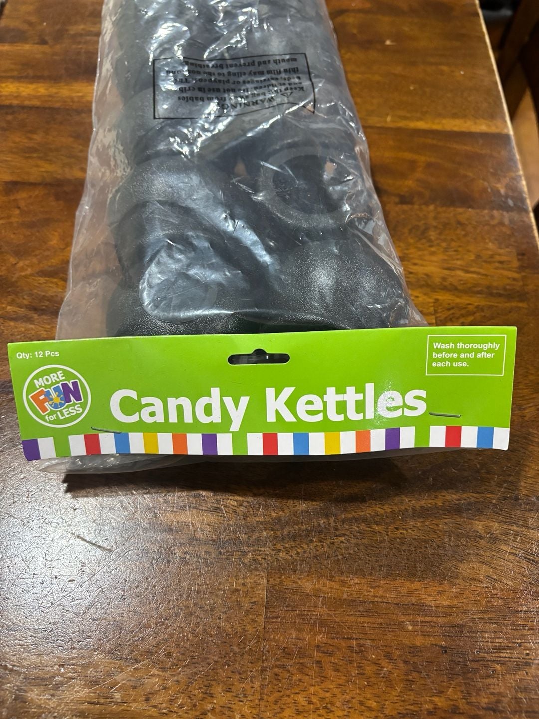 Black Mini Candy Kettles Cauldrons 12-Pack Holiday Theme Party Favors 2