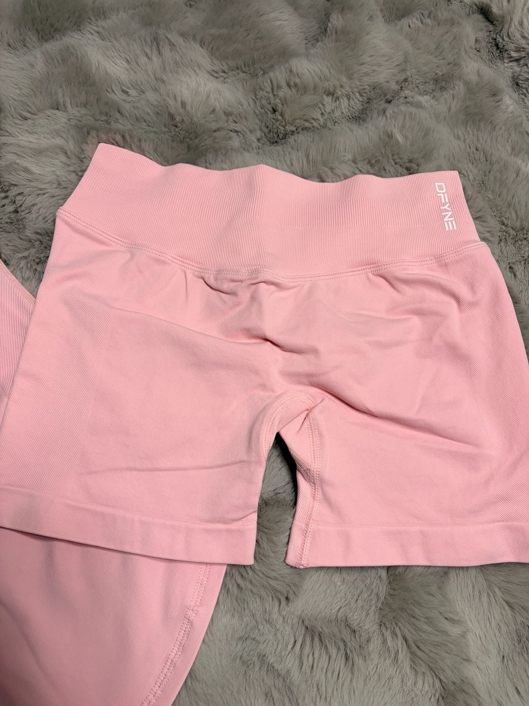 Dfyne Everyday Seamless Short Sleeve Top And Shorts Set Medium 3