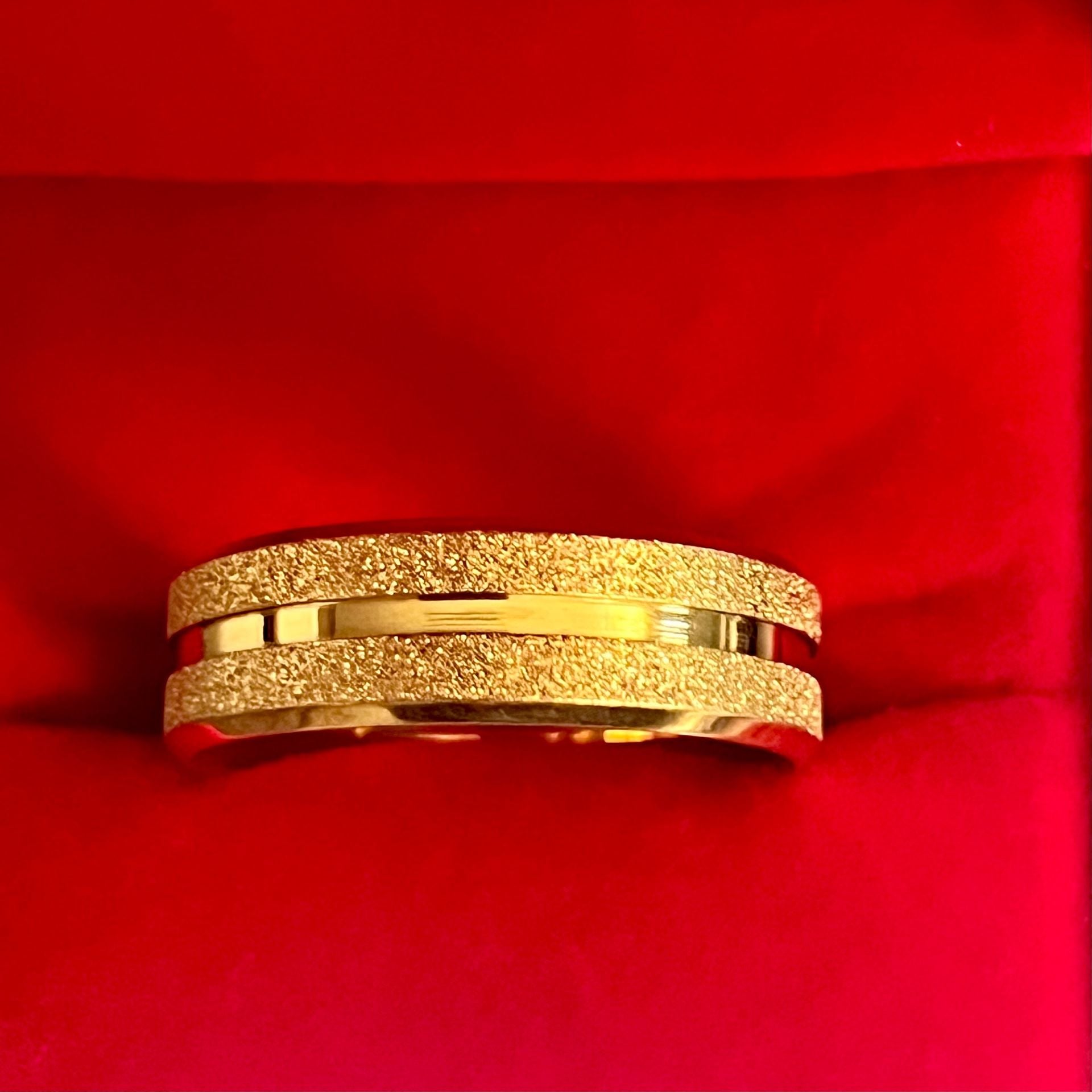 Classic Design Gold Textured Center Groove Titanium Steel Gold 8mm Band Size 13 2