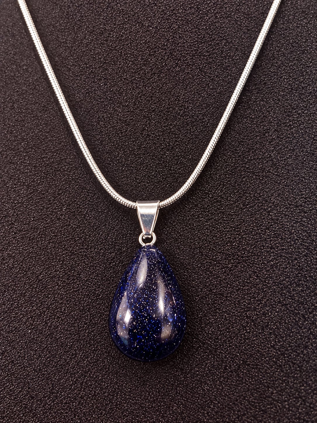 Blue Sandstone Pendant Necklace 2