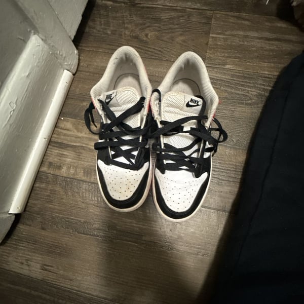 Nike Dunk Low Black Red White Sneakers