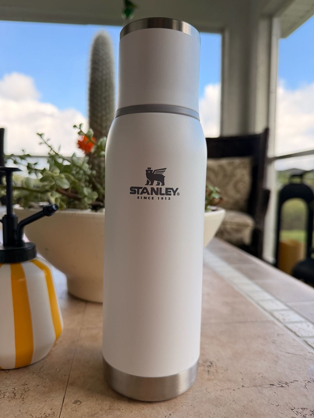 Stanley Adventure-To-Go Vacuum Bottle 25 Oz 1