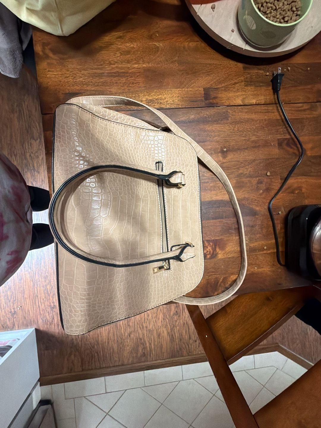 JustFab Beige Crocodile Embossed Satchel Handbag With Tassel 2