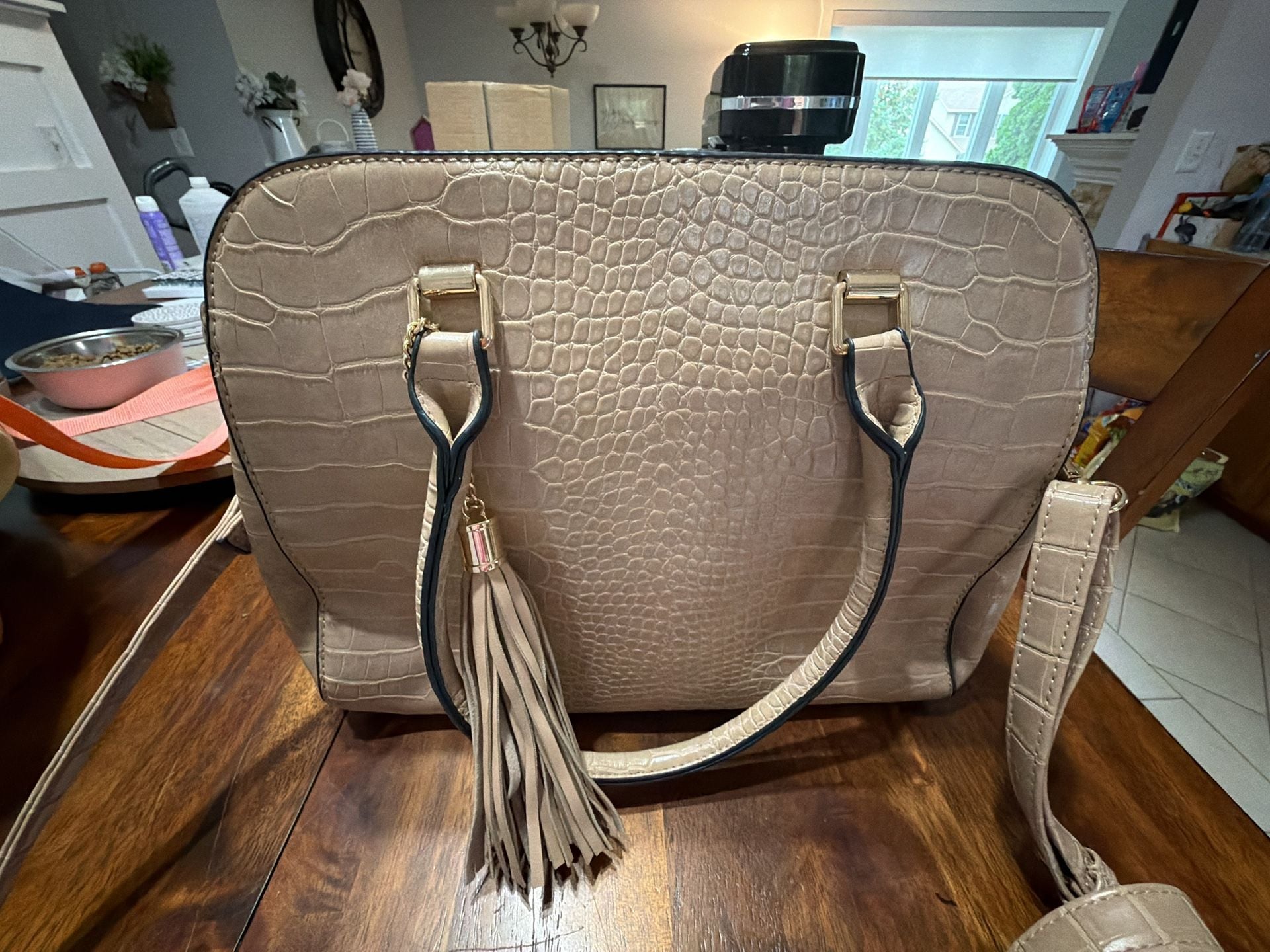 JustFab Beige Crocodile Embossed Satchel Handbag With Tassel 4