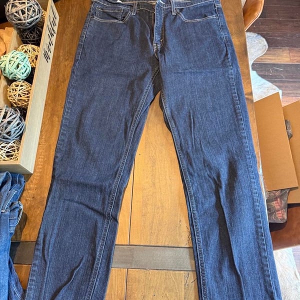 Levi's Classic Bootcut Jeans Size 10 Dark Wash Denim