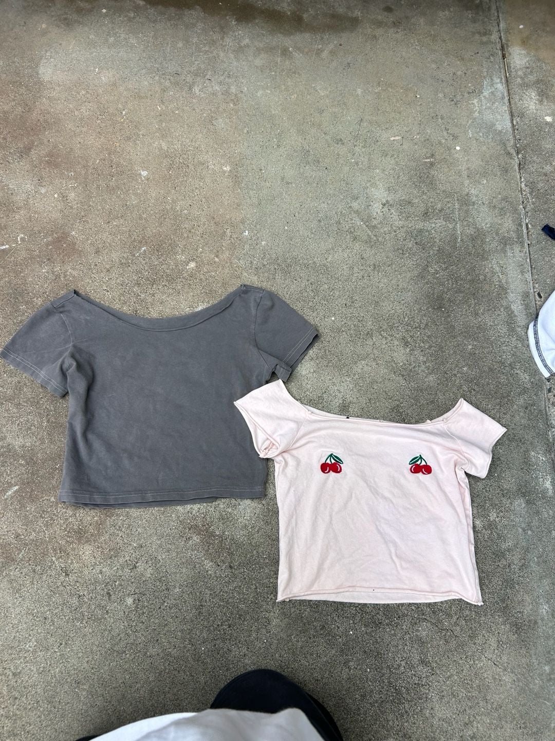 Brandy Melville Crop Top Off The Shoulders Bundle 1