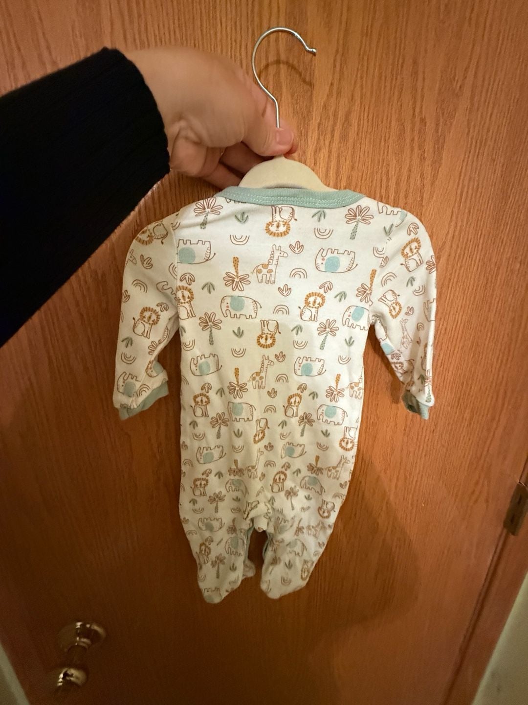Baby Kiss Safari Animal Footed Pajamas Size 6-9m White 4