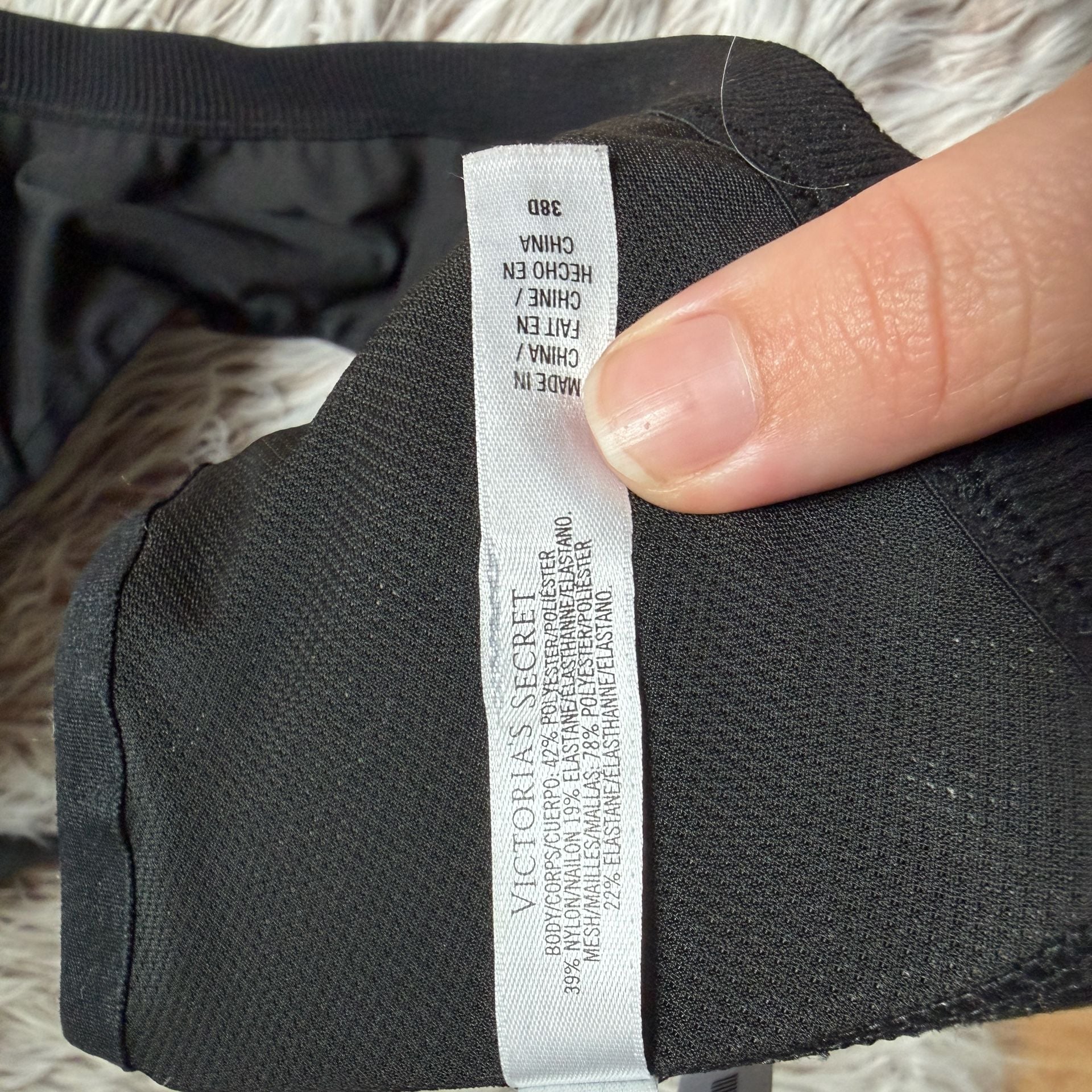 Victoria's Secret VSX Knockout Front-Close Sport Bra 38D 6