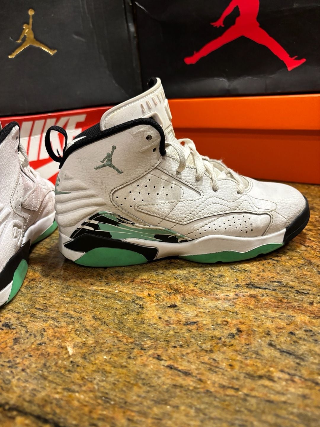 Jordan MVP White Green Glow 8