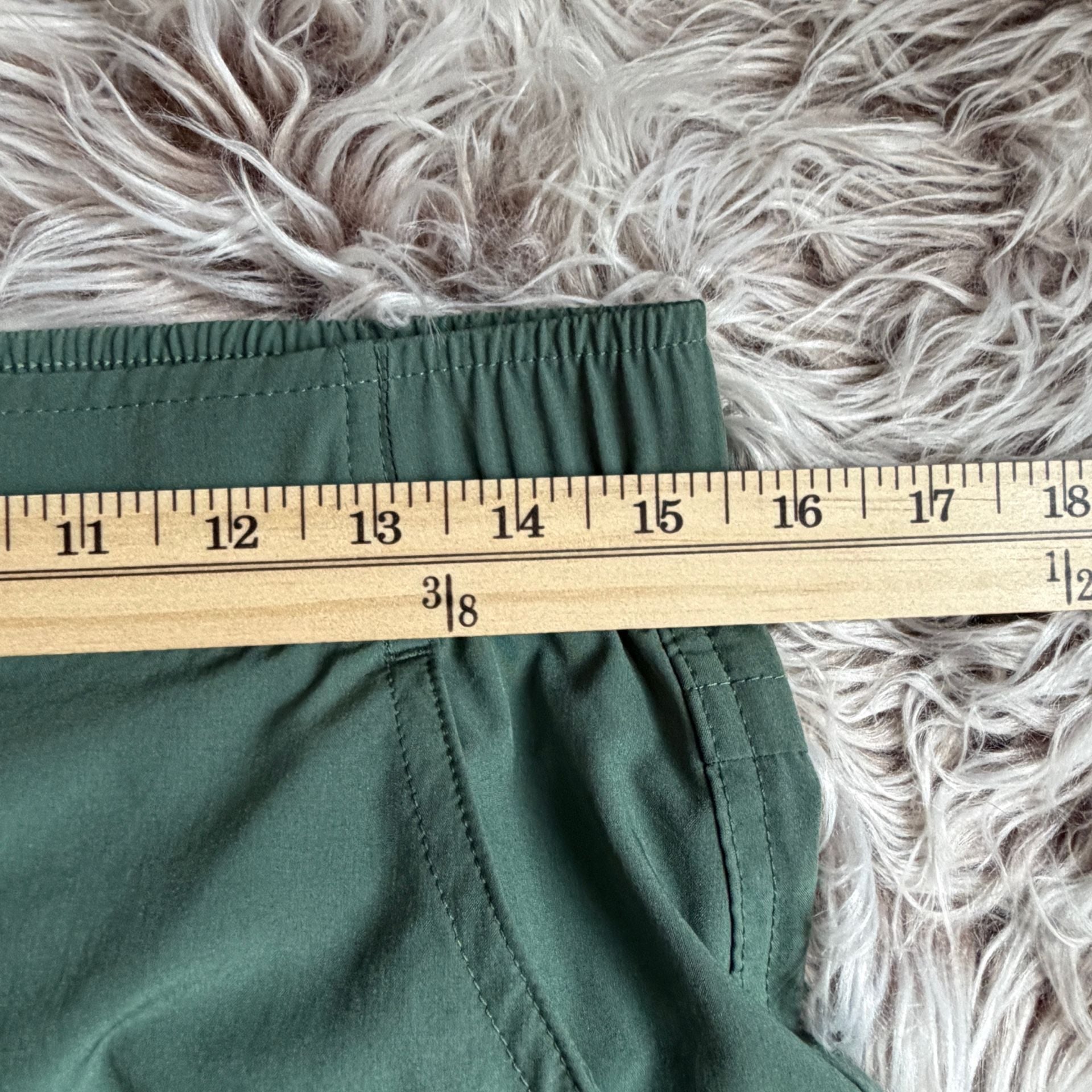 Eddie Bauer Traveler Ankle Pant Size S Green 6