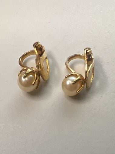 Vintage Gold-tone Faux Pearl Clip Earrings Sunburst Style 4