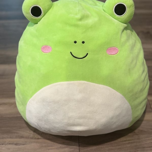 16โ Squishmallows Wendy The Frog Green Plush