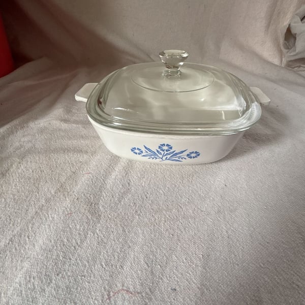 CorningWare Blue Cornflower A-1 1.5-B Casserole Dish with Lid