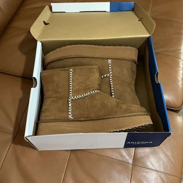 Arizona Sequoia Platform Boots Truffle Brown Size 8 Brown