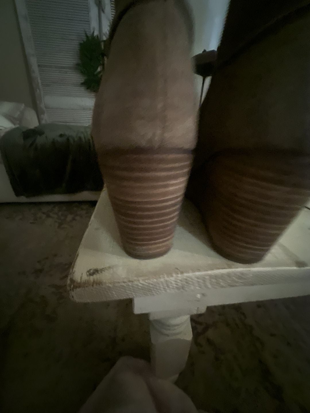 Lucky Brand Zolinni Wedge Ankle Bootie Size 10 Beige Suede 4