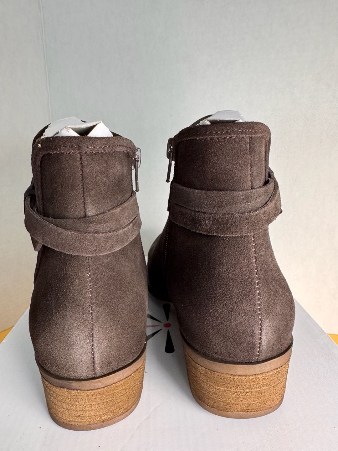 Isaac Mizrahi Live! Gracie Ankle Boots Size 8M Chocolate Suede Chelsea 12