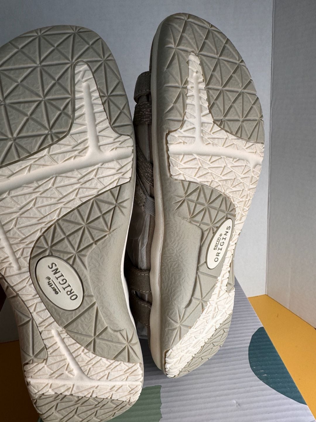 Earth Origins Sofia Sandals Size 8 Granite Suede 6