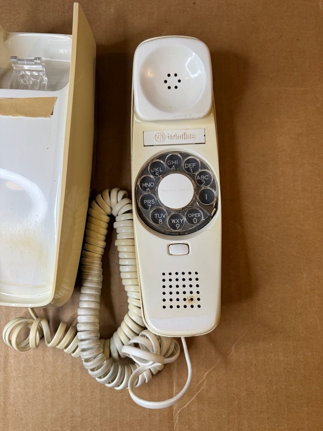 Western Electric Trimline Rotary Dial Wall Phone Ivory Vintage 8