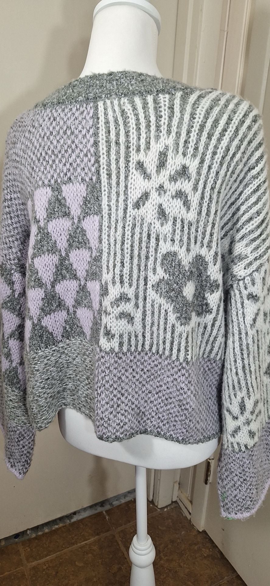 Sincerely Jules Patchwork Knit Sweater S, Oversized Crop Geometric Grey Lilac 7
