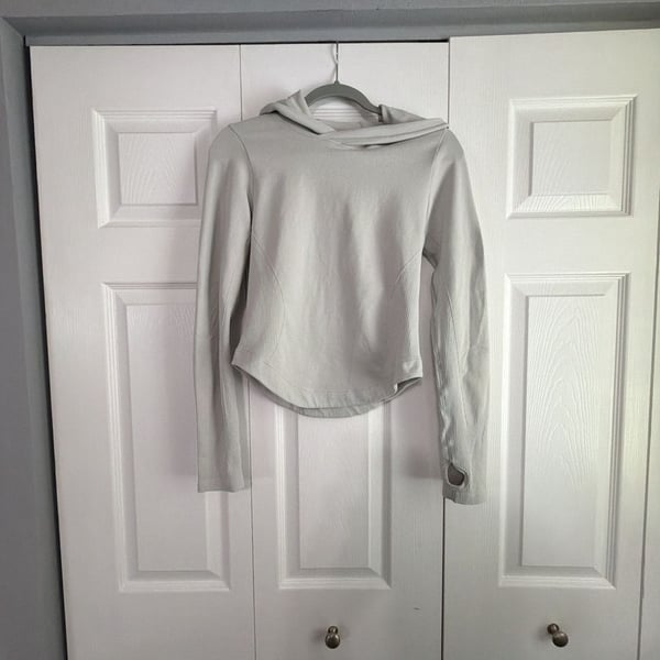 ZYIA Active Hooded Long Sleeve Size L Gray Thumbholes Pullover
