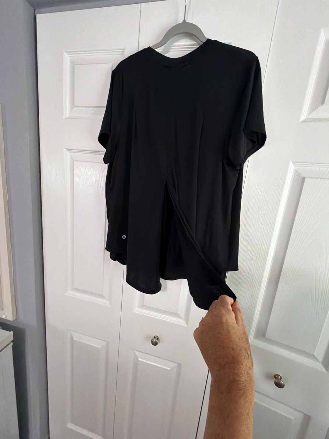 Lululemon Back in Action Short Sleeve Shirt Size XL Black 6