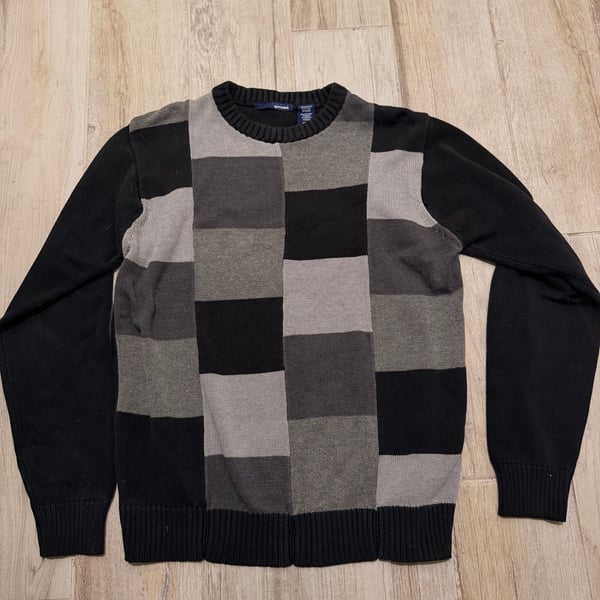 Basic Editions Crew Neck Sweater Size M Black Gray Color Block Cotton Blend