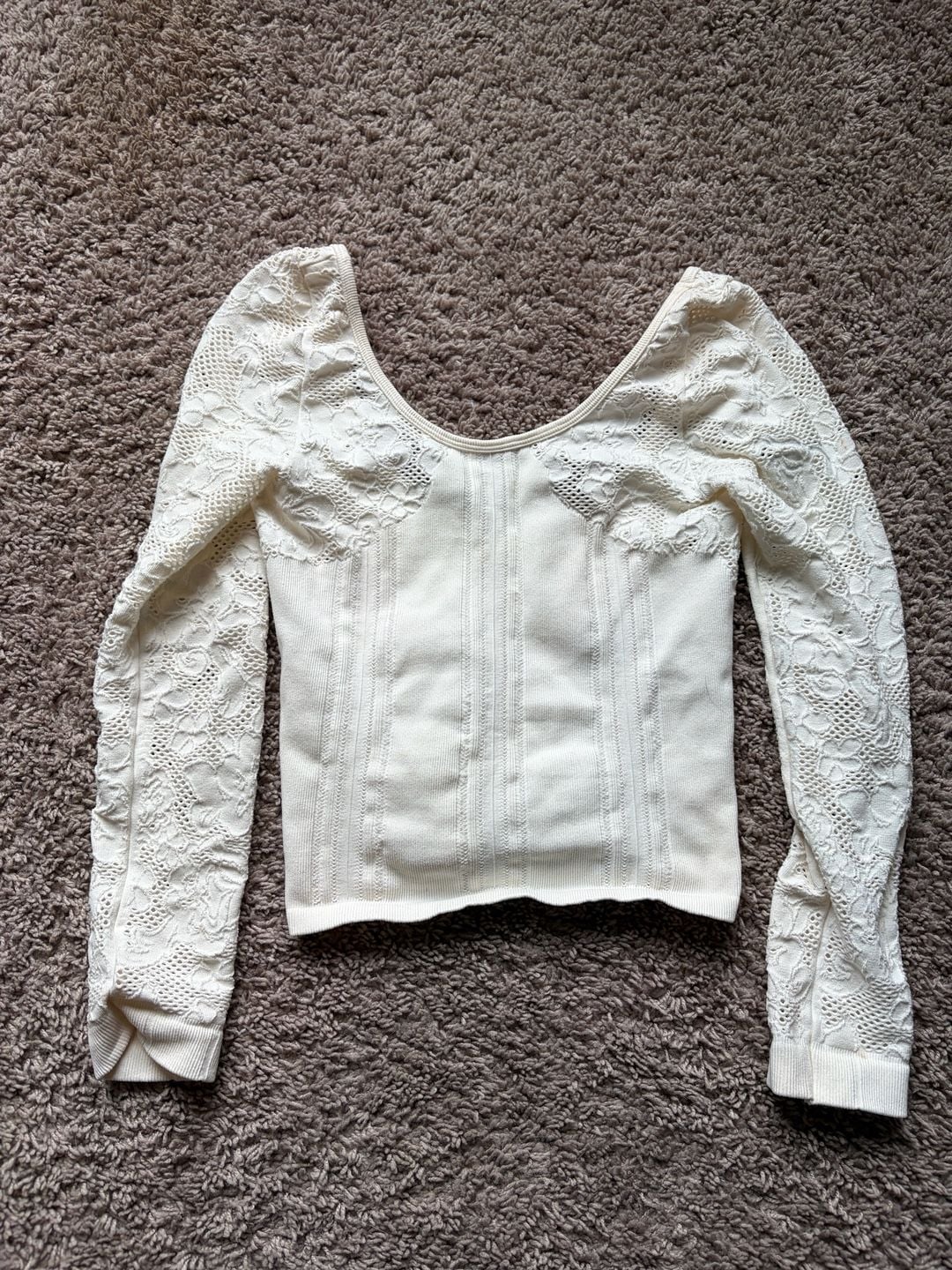 Out From Under Long Sleeve Top Size S/M Cream Lace Pointelle Ribbed Knit 2
