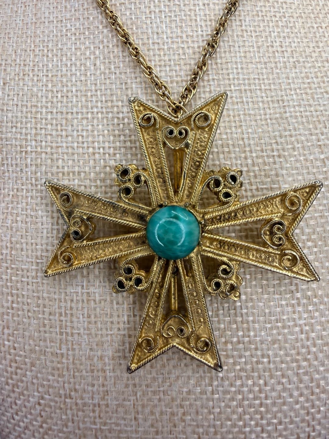 Vintage Filigree Maltese Cross Pendant Necklace 24 Inch 2