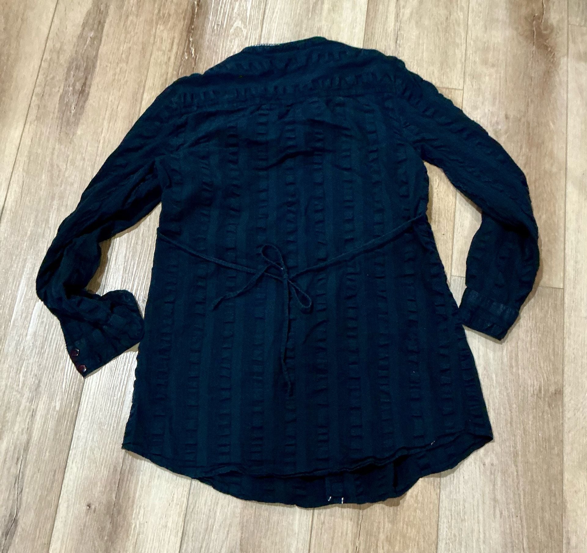 Style & Co. Tunic Size 10 Black Long Sleeve Cotton Pleated Embroidered 3