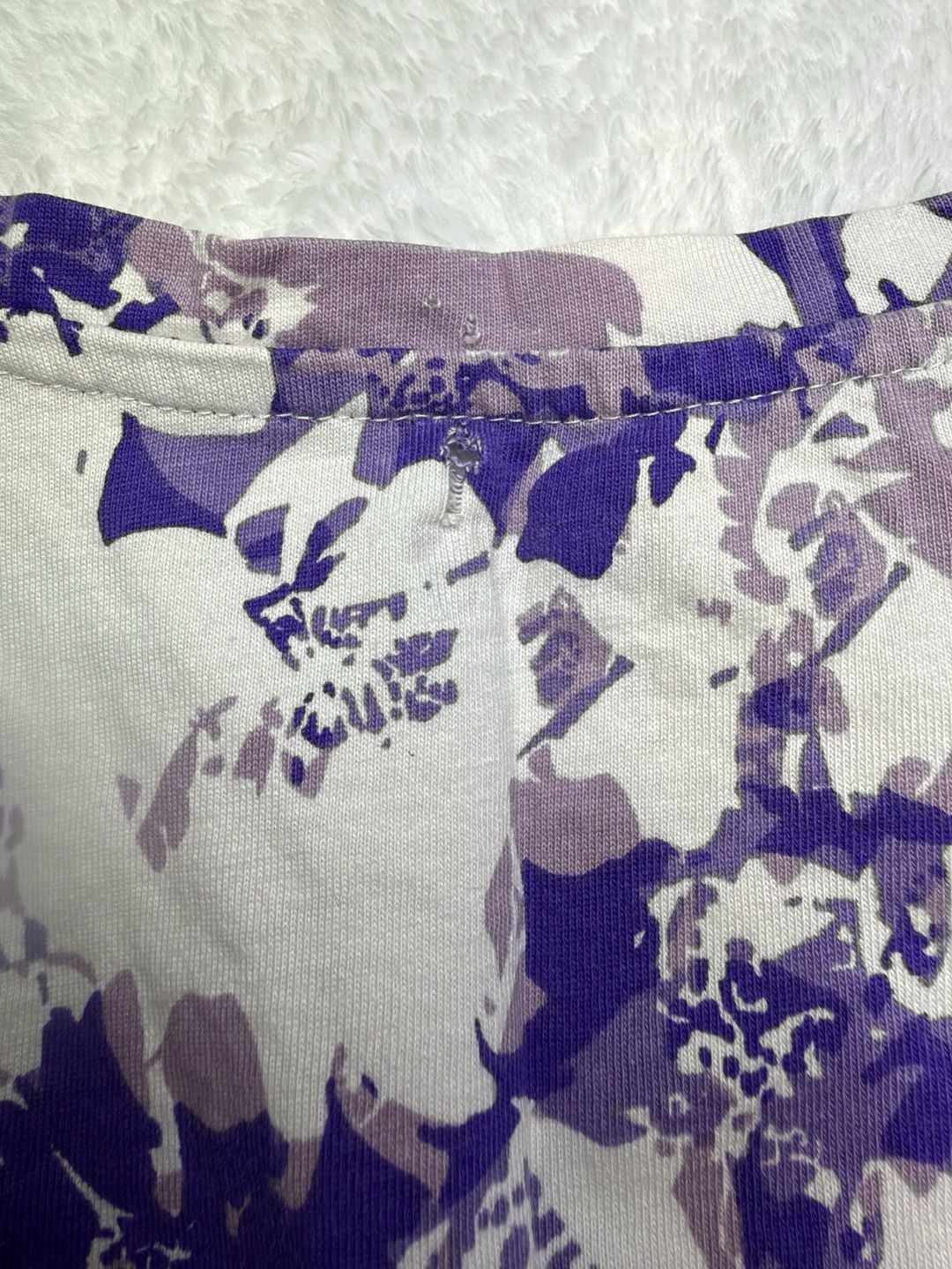 Roaman's Ultimate V-Neck Tee Size 1X Purple White Floral Cotton T-Shirt 9