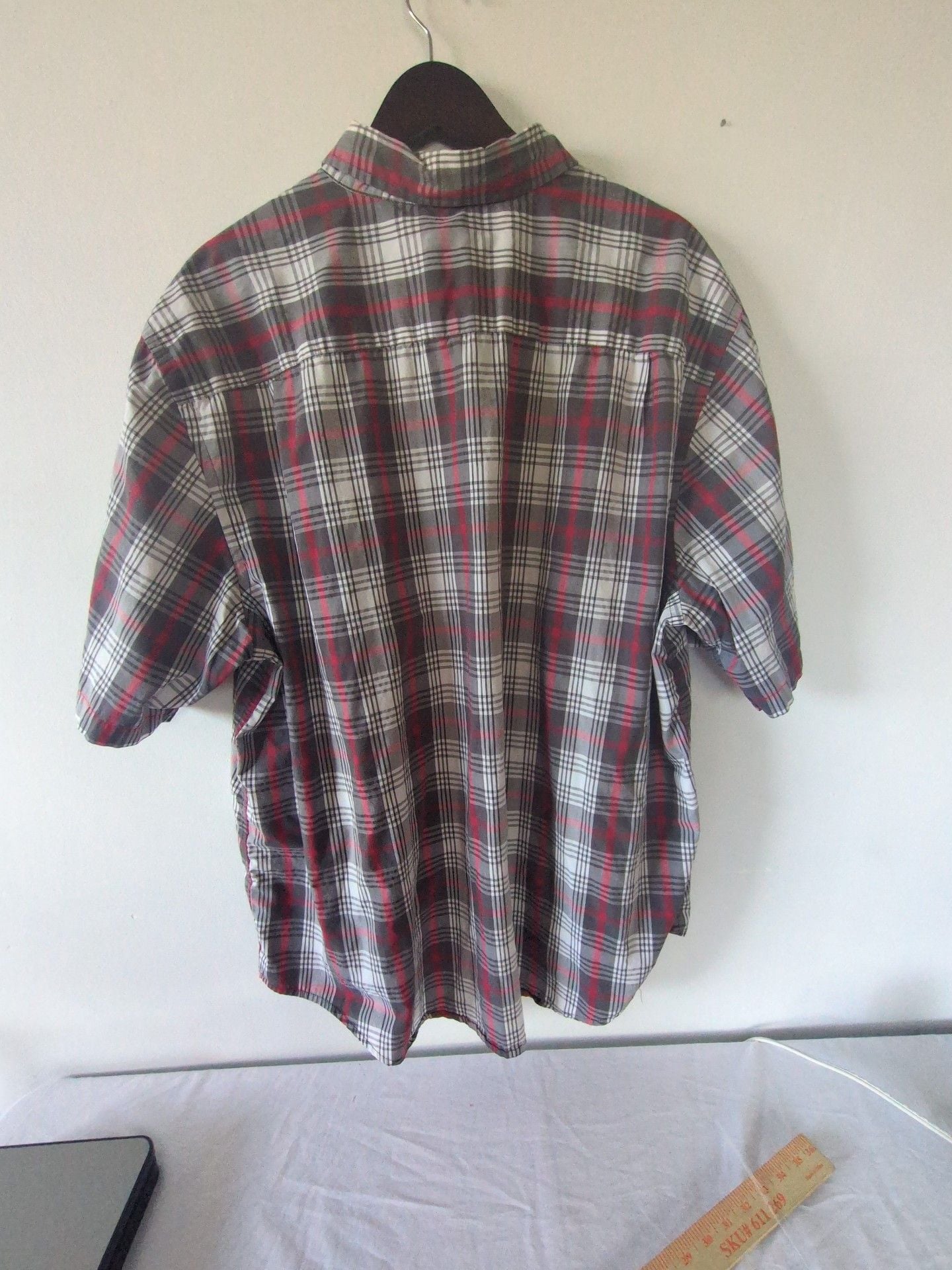 Faded Glory Short Sleeve Plaid Button-Up Shirt Red Gray 4