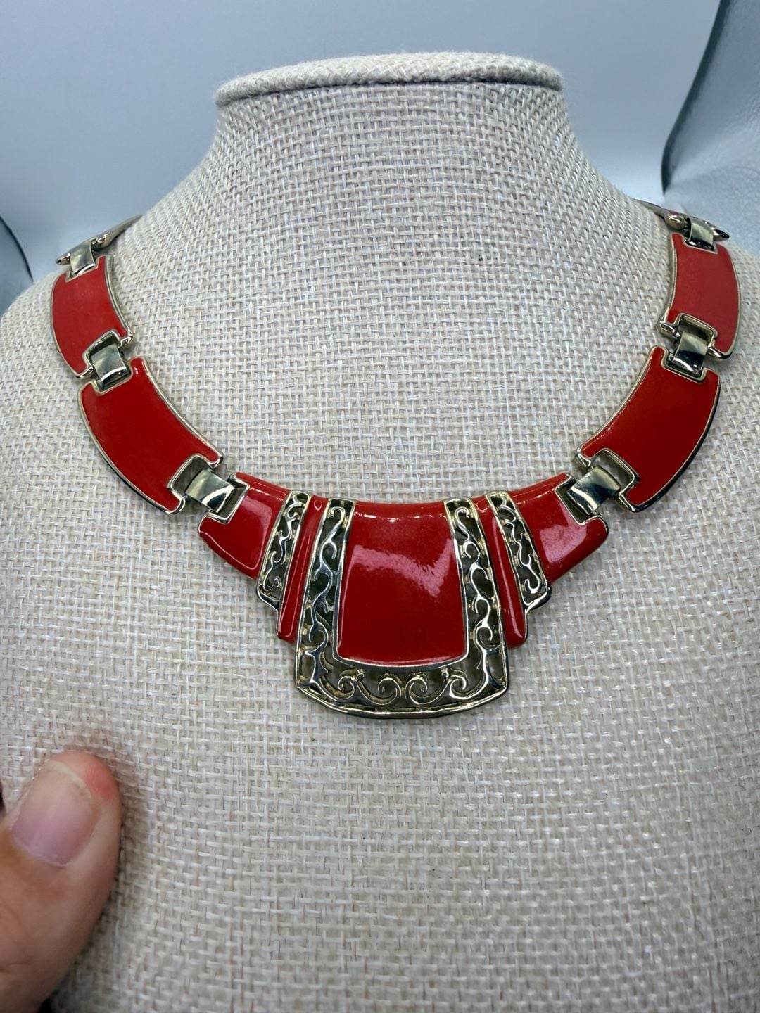 Vintage Red Enamel Bib Necklace 16 Inch Gold Tone 2