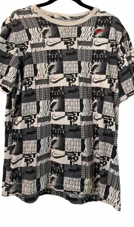 Nike Just Do It All Over Print T-Shirt Size M 2