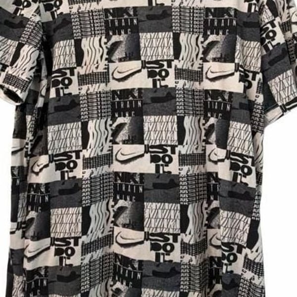 Nike Just Do It All Over Print T-Shirt Size M