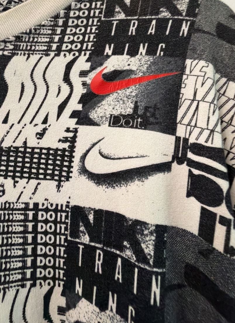 Nike Just Do It All Over Print T-Shirt Size M 3