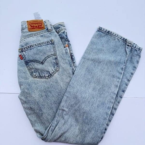 Levi's