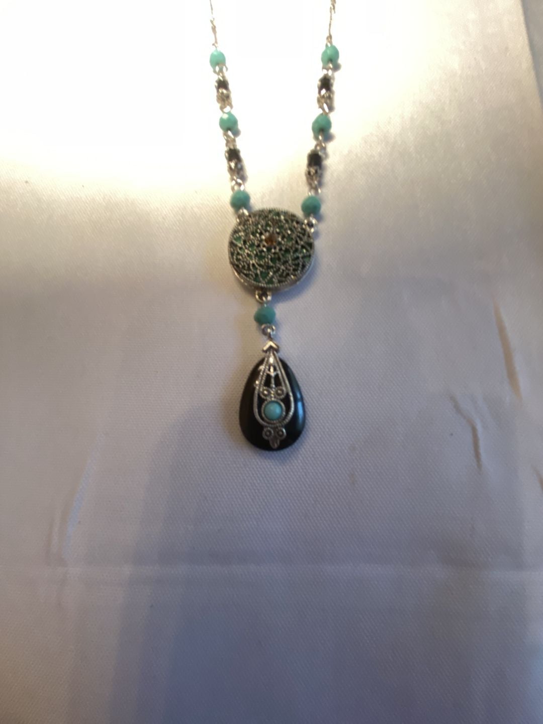 Avon Beaded and Filigree Necklace Turquoise Black Silver Tone Pendant 3