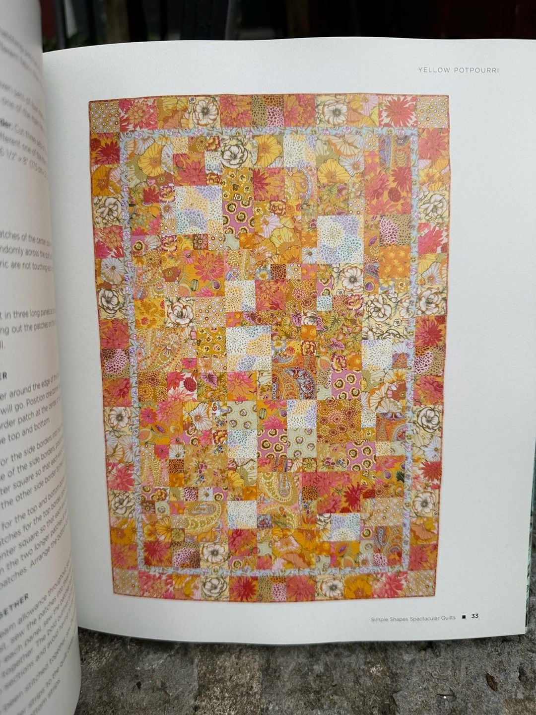 Lot of 2 quilting books 1982 hardcover 1001 Patchwork Designs 20
