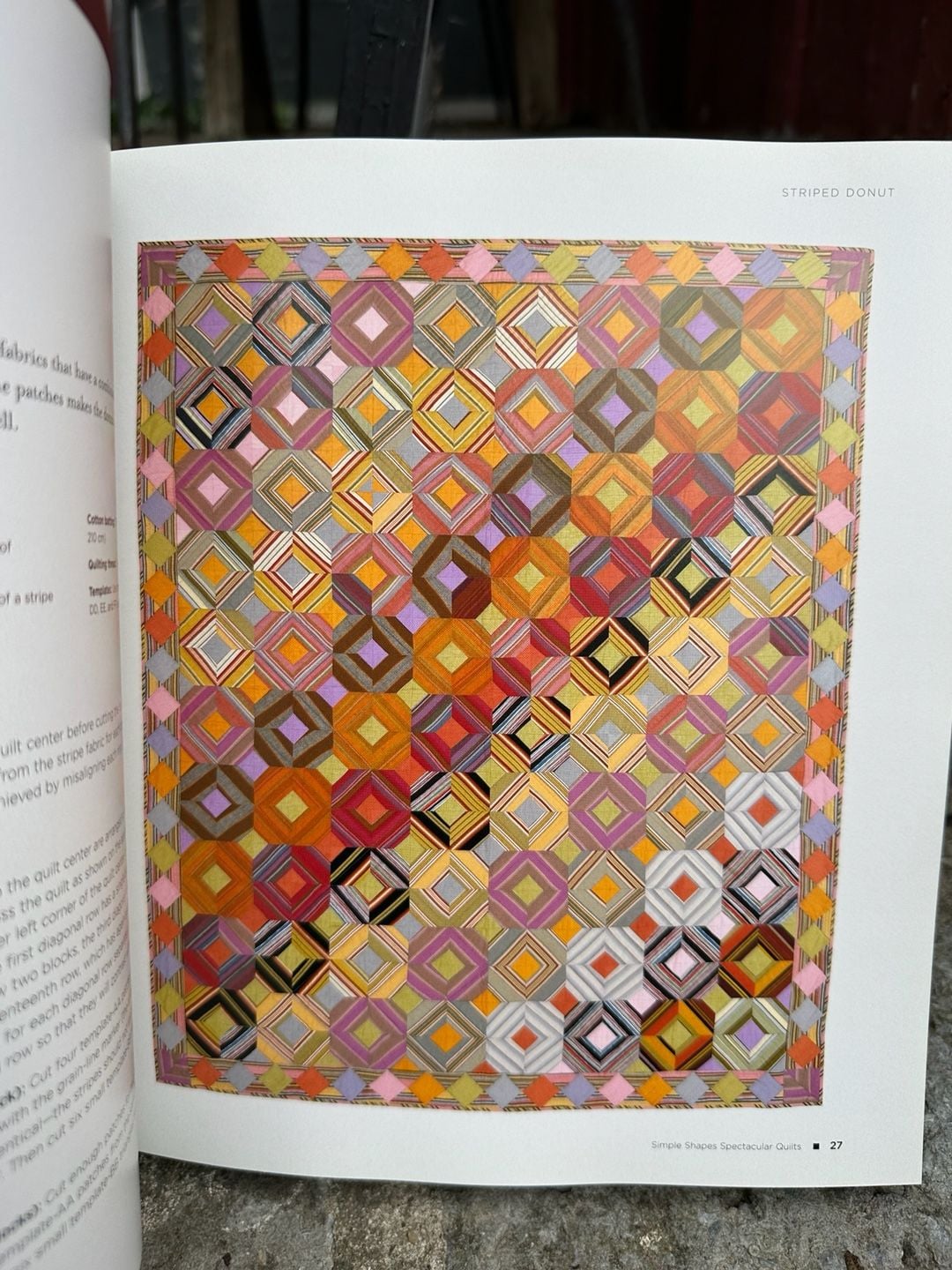 Lot of 2 quilting books 1982 hardcover 1001 Patchwork Designs 21