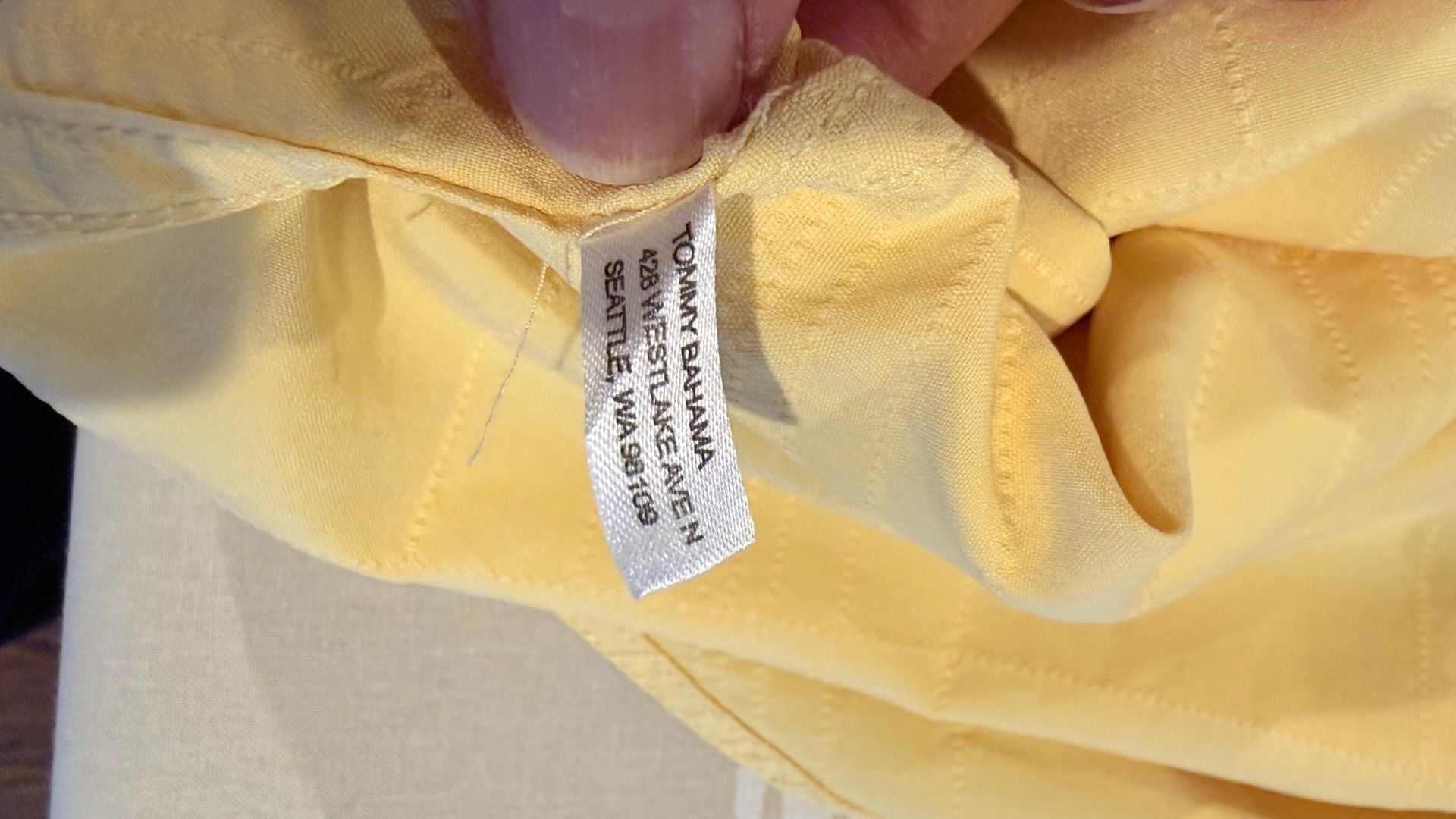 Tommy Bahama Silk Long Sleeve Shirt Size L Yellow Plaid Button Up # 678 10