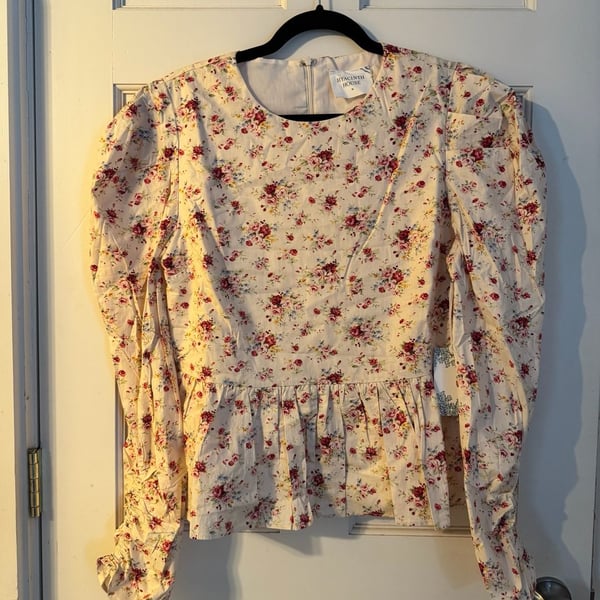 NWT Hyacinth House Ava Floral Peplum Blouse Size M