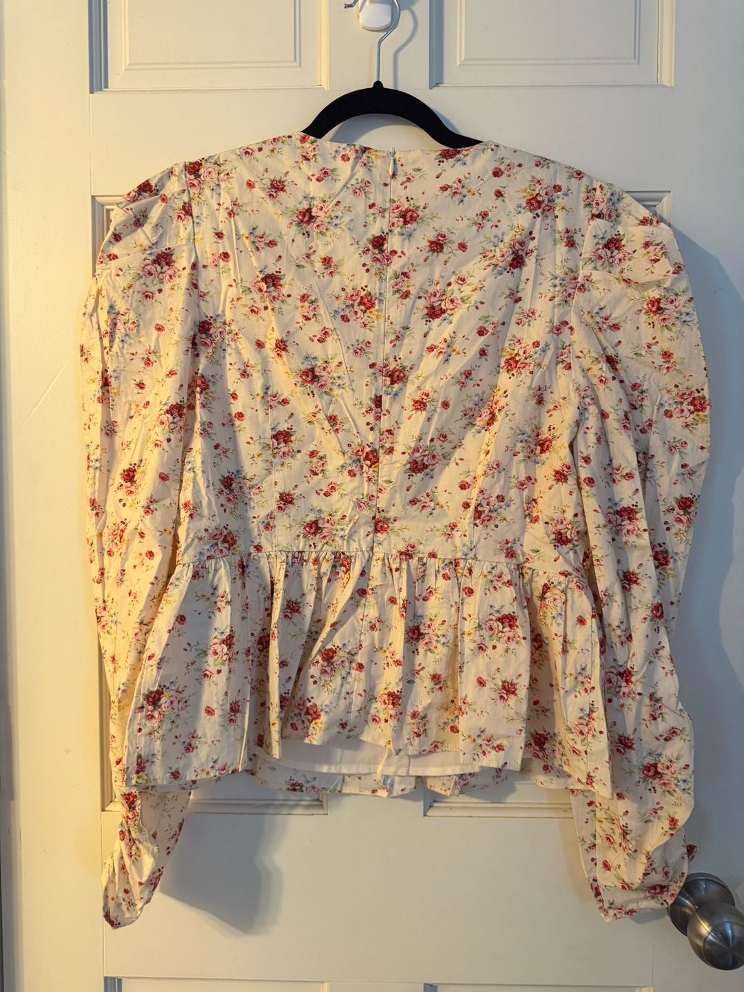 NWT Hyacinth House Ava Floral Peplum Blouse Size M 4