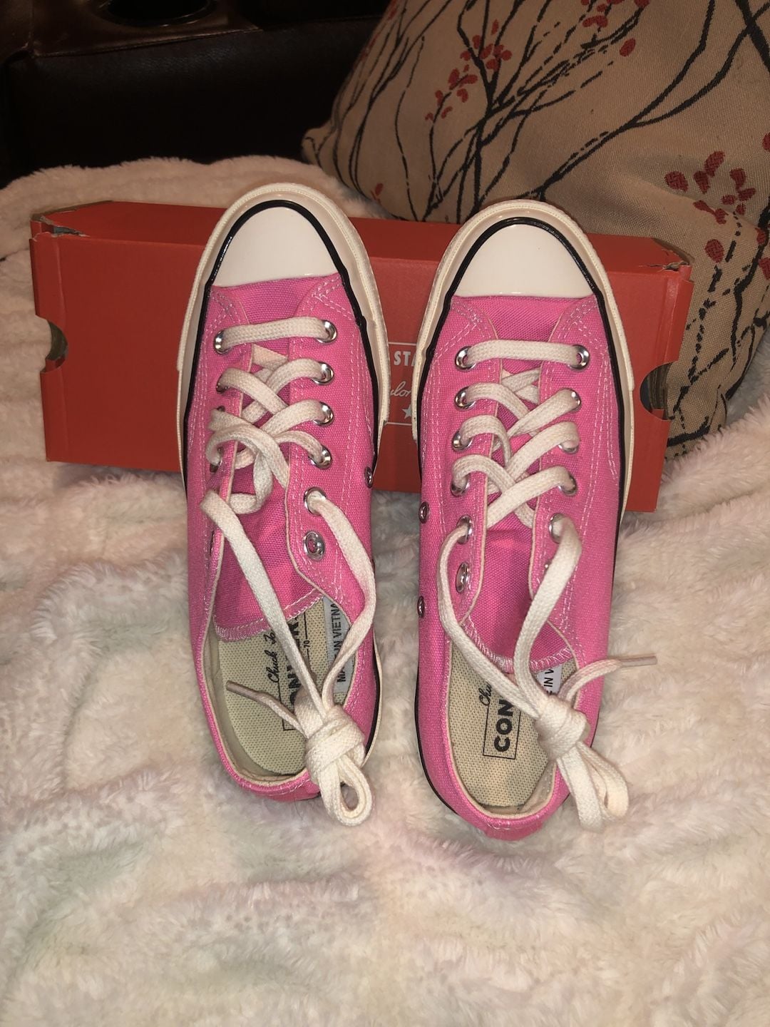 Converse Chuck 70 Low Top Pink Sneakers Size 5 3