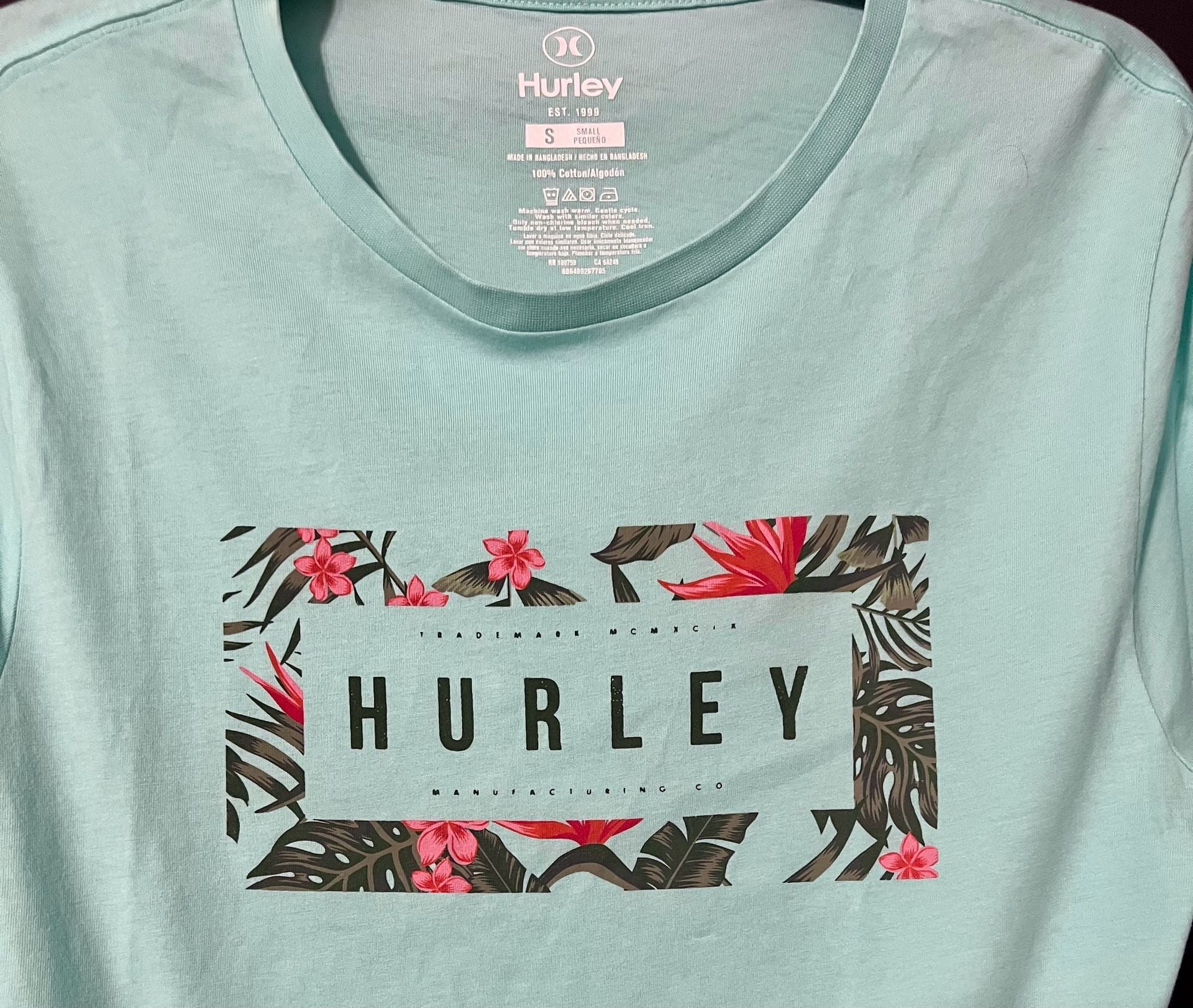 Hurley Graphic T-Shirt Size S Light Blue Floral Short Sleeve Tee 4
