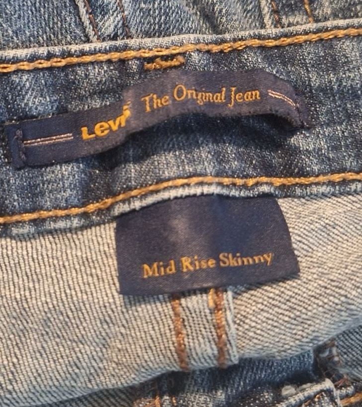 Levi's Mid Rise Skinny Jeans Womens 8 Short Blue Denim Stretch Casual Pant 8S 8