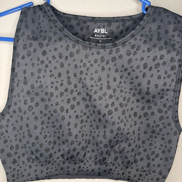 AYBL Evolve Speckle Seamless Crop Vest Size M Charcoal